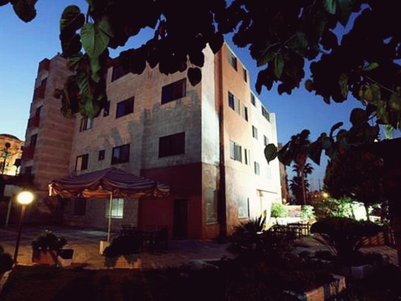 עמאן Barakat Hotel Apartments מראה חיצוני תמונה